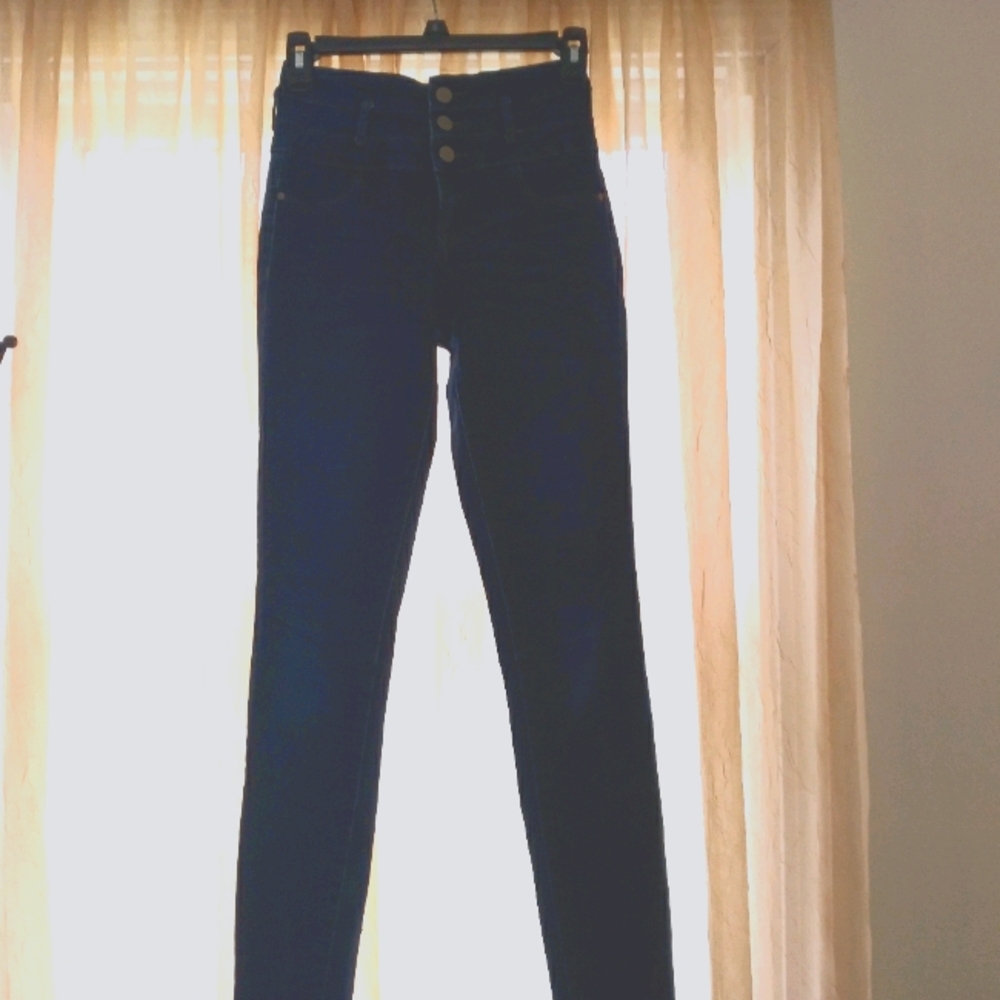 Size 2 Refuge dark wash high waisted skinny jeans